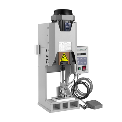 Machine de rabattement pneumatique verticale de CLX-Y1E pour la chaîne de production de fibre optique de câble