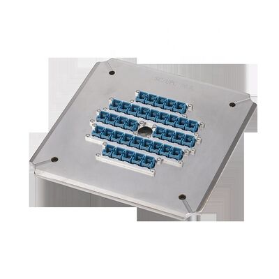 Jig de polissage en fibre optique en acier inoxydable trempé S136 avec 24 32 36 ports et perte d'insertion ≤ 0,20 dB pour les connecteurs SC UPC