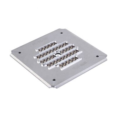 Jig de polissage en fibre optique à 24 ports avec support de ferrule de 2,5 mm et construction en acier inoxydable S136 pour une utilisation FTTH