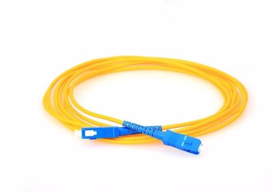 Câble optique d'intérieur militaire de corde de correction de fibre de FTTH avec le connecteur masculin de Sc UPC