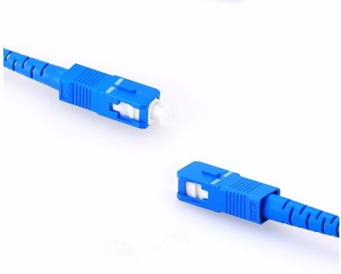 Câble optique d'intérieur militaire de corde de correction de fibre de FTTH avec le connecteur masculin de Sc UPC