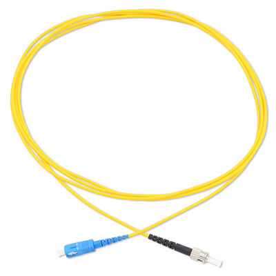 Sc optique jaune UPC de la fibre G657A2 au câble recto de mode unitaire de corde de correction de Sc RPA