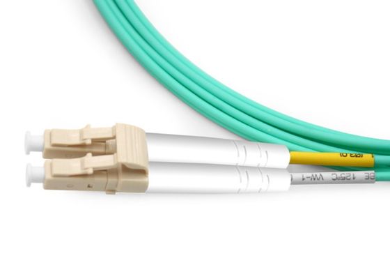le St optique 2m à plusieurs modes de fonctionnement de fibre de duplex de 2.0mm à la correction de LC attachent la basse perte par insertion OM3