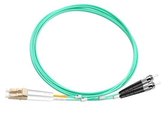 le St optique 2m à plusieurs modes de fonctionnement de fibre de duplex de 2.0mm à la correction de LC attachent la basse perte par insertion OM3